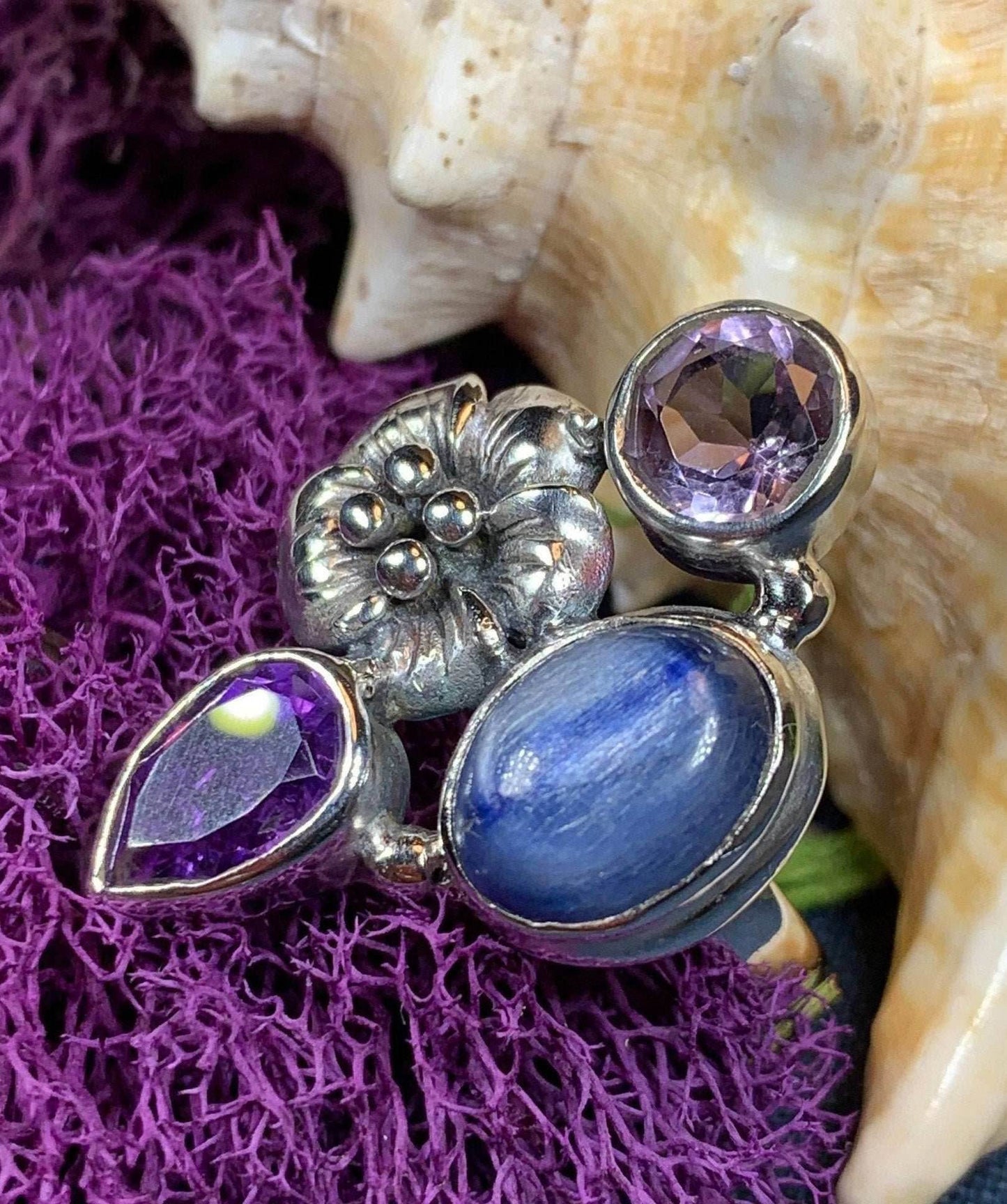 Summer Flower Ring - 8 / Double Amethyst