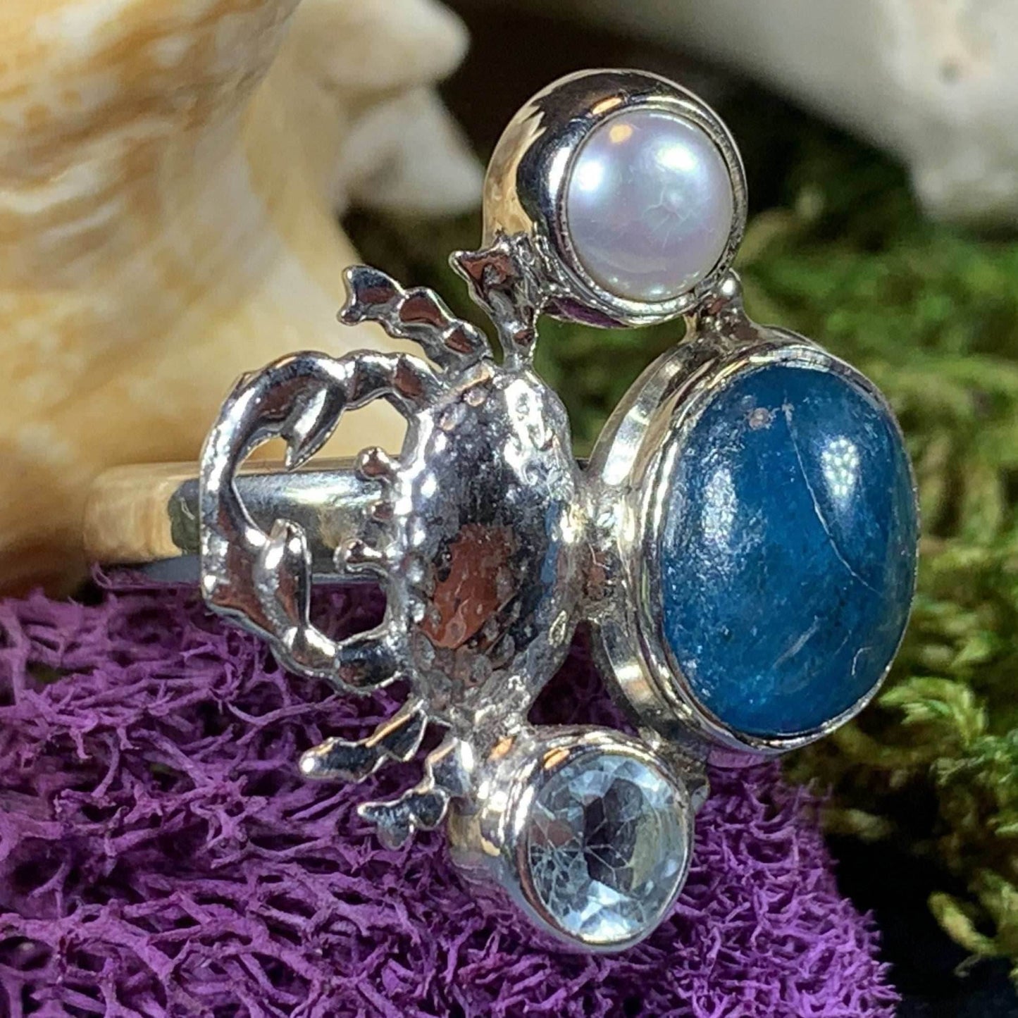 Carine Crab Ring - 8 / Blue