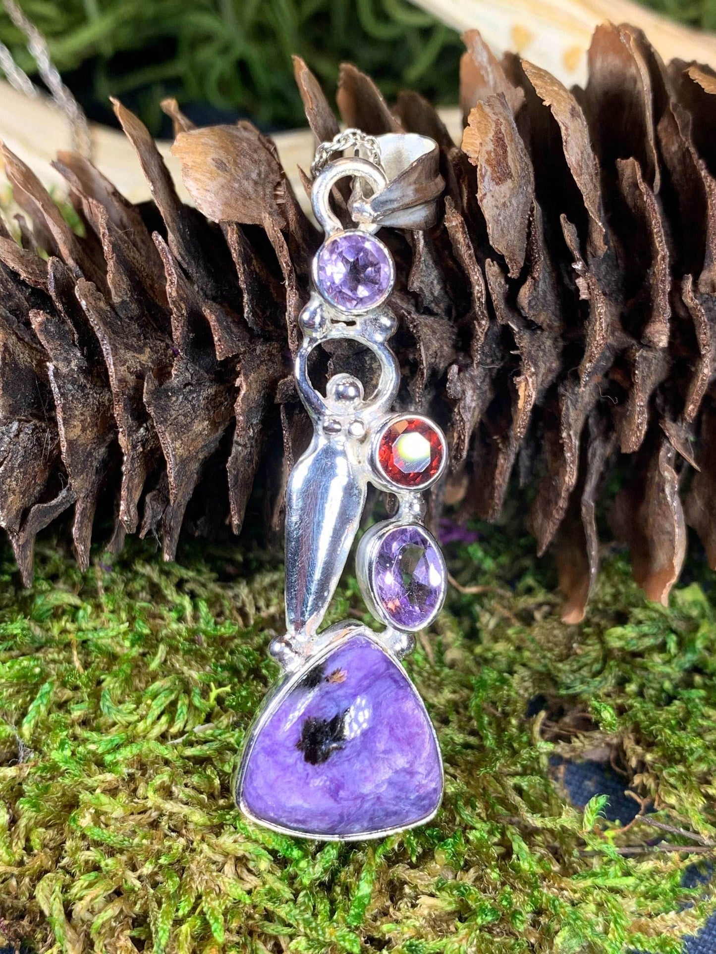 Purple Goddess Necklace - 18