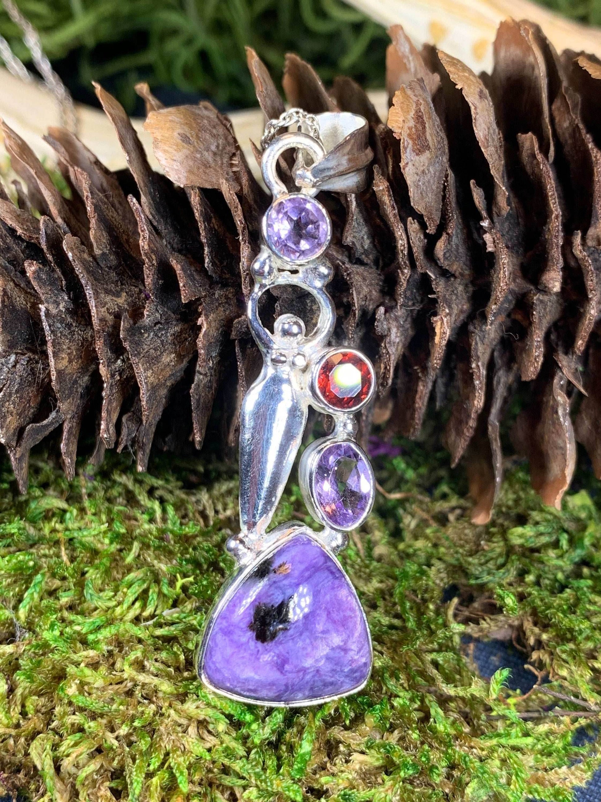 Purple Goddess Necklace - 18