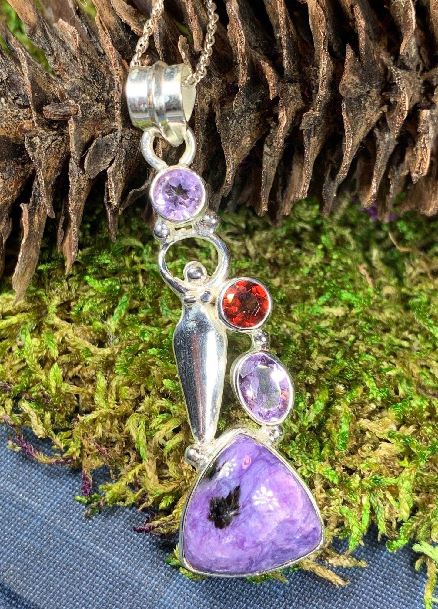 Purple Goddess Necklace - 18