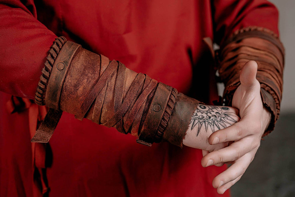 Medieval leather bracers for Larp - brown (as pictured) / For two hands
