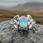 Cordelia Trinity Knot Ring