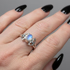 Cordelia Trinity Knot Ring