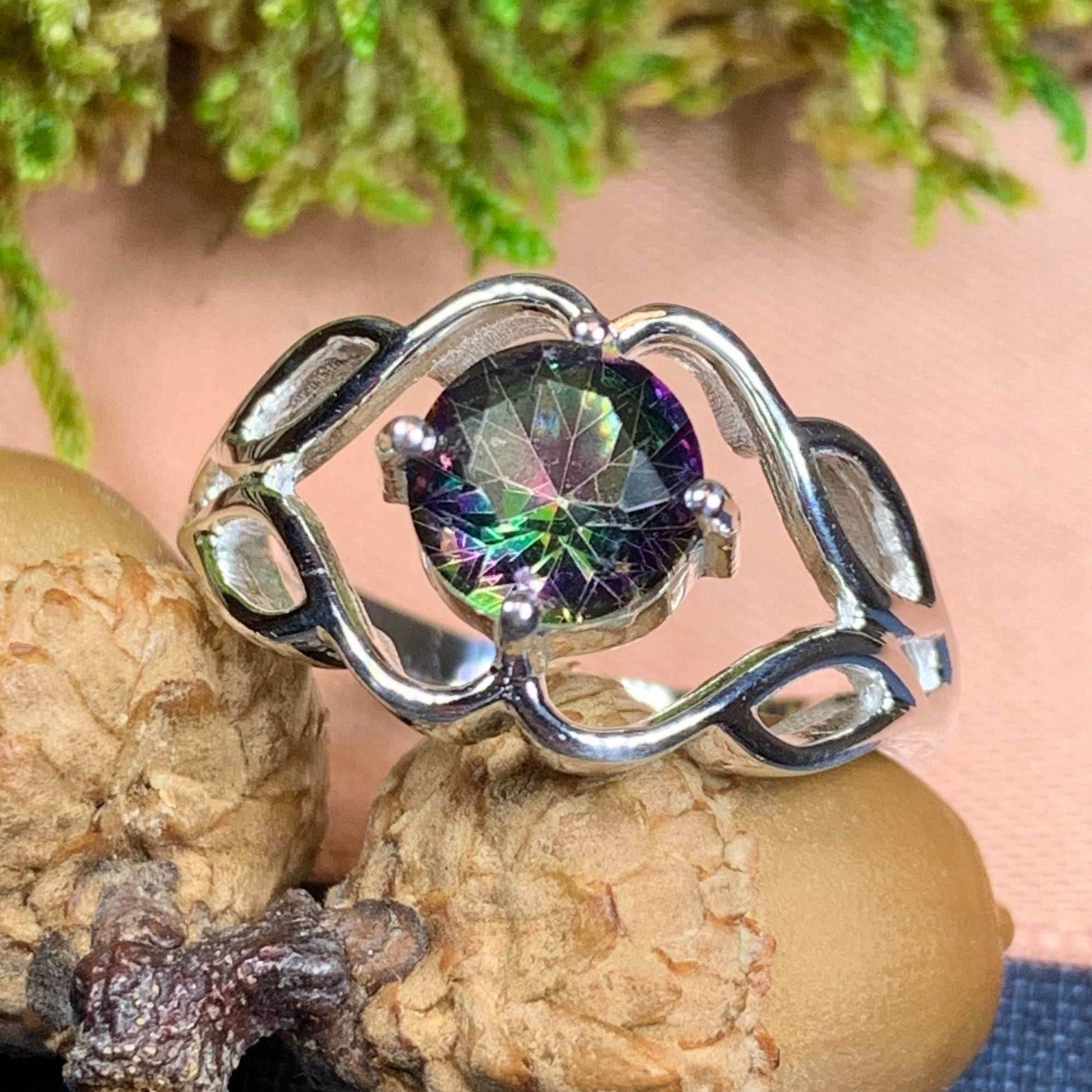 Azora Trinity Knot Ring - 5