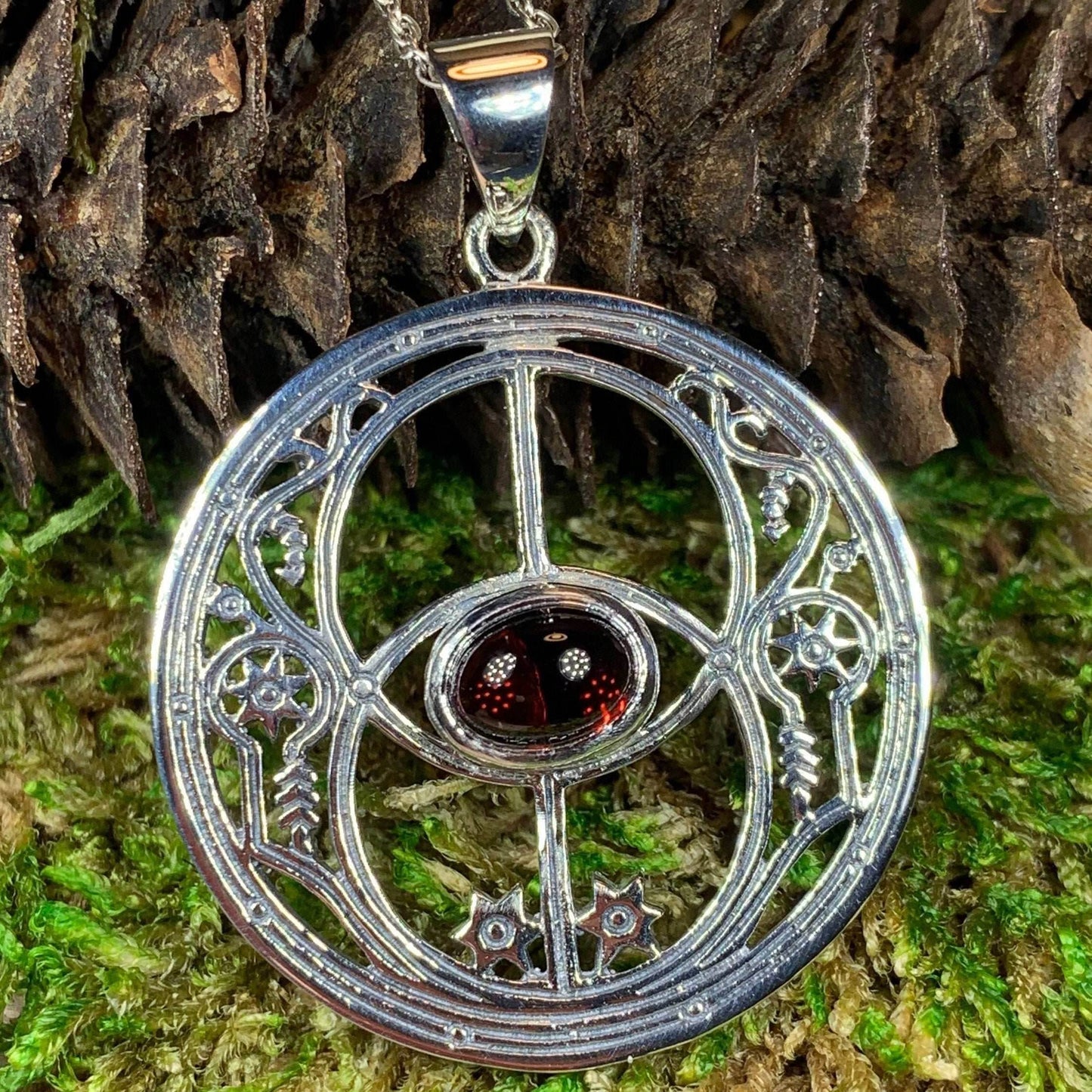 Isobel Chalice Well Necklace - 18 / Garnet