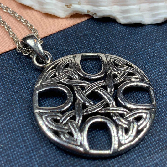 Máire Celtic Knot Necklace - 18