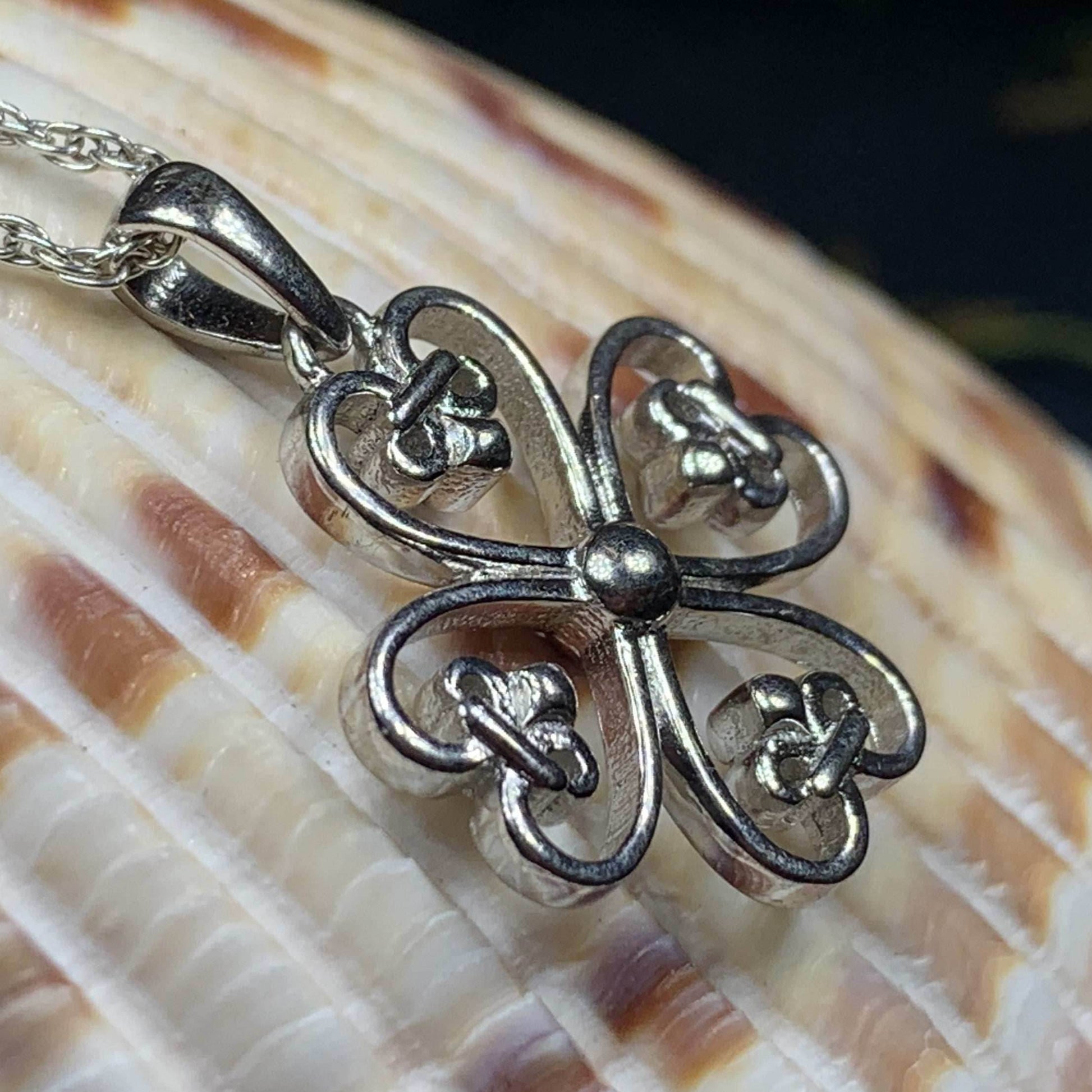 Sonasach Celtic Knot Necklace - 18