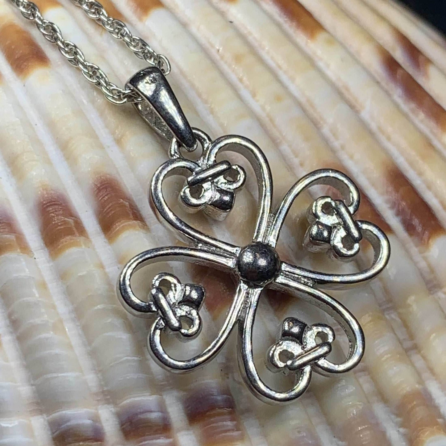Sonasach Celtic Knot Necklace - 18