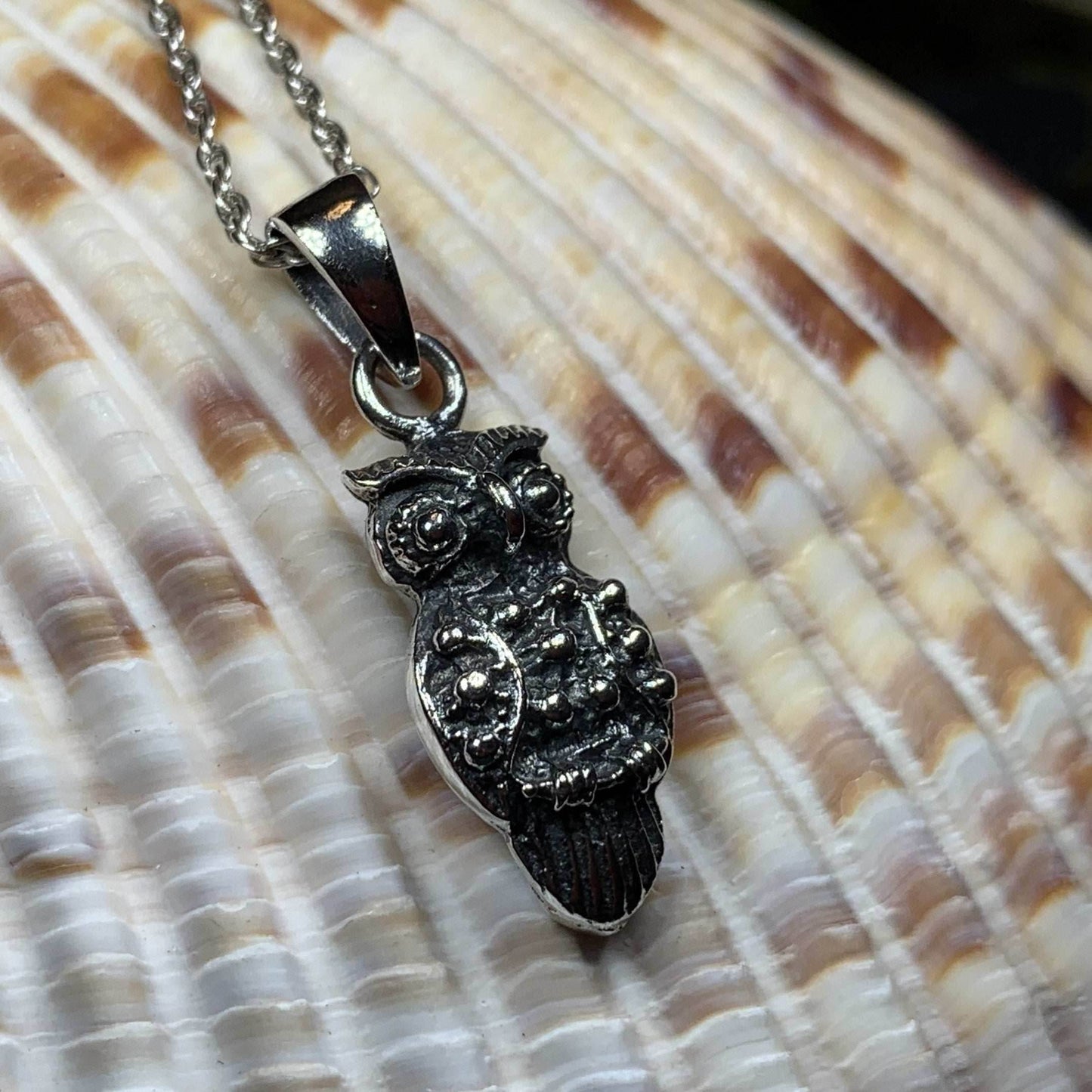 Syra Owl Necklace - 18