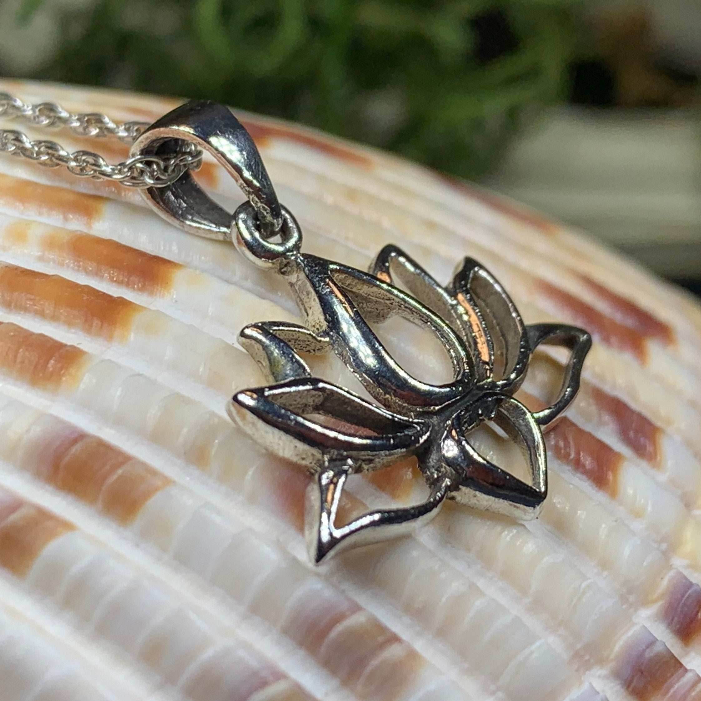 Radiant Lotus Necklace - 18