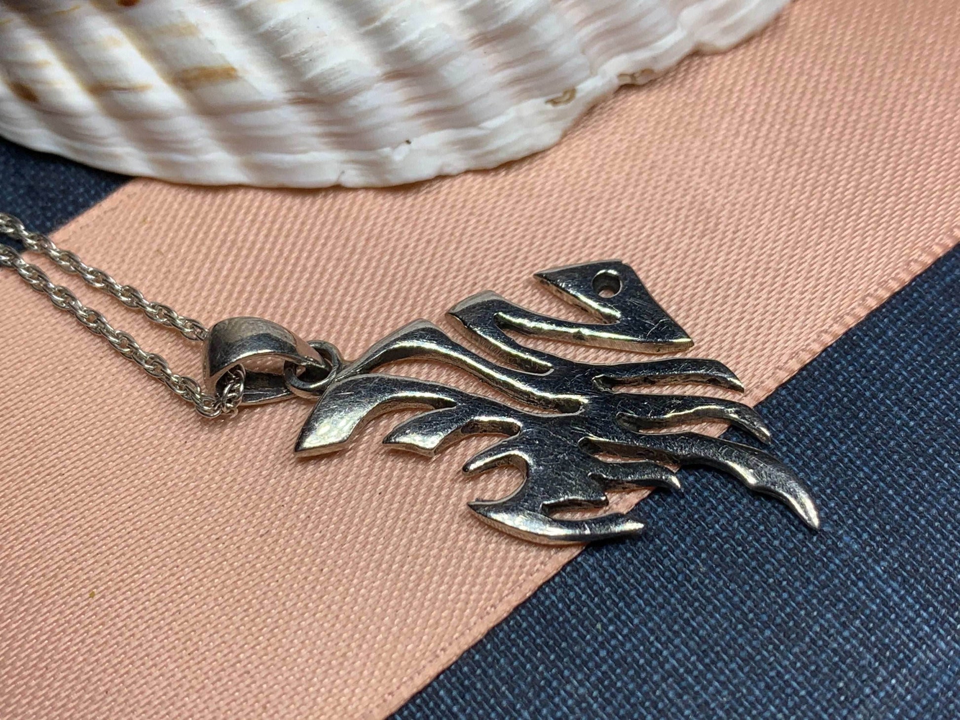 Tropical Fish Necklace - 18