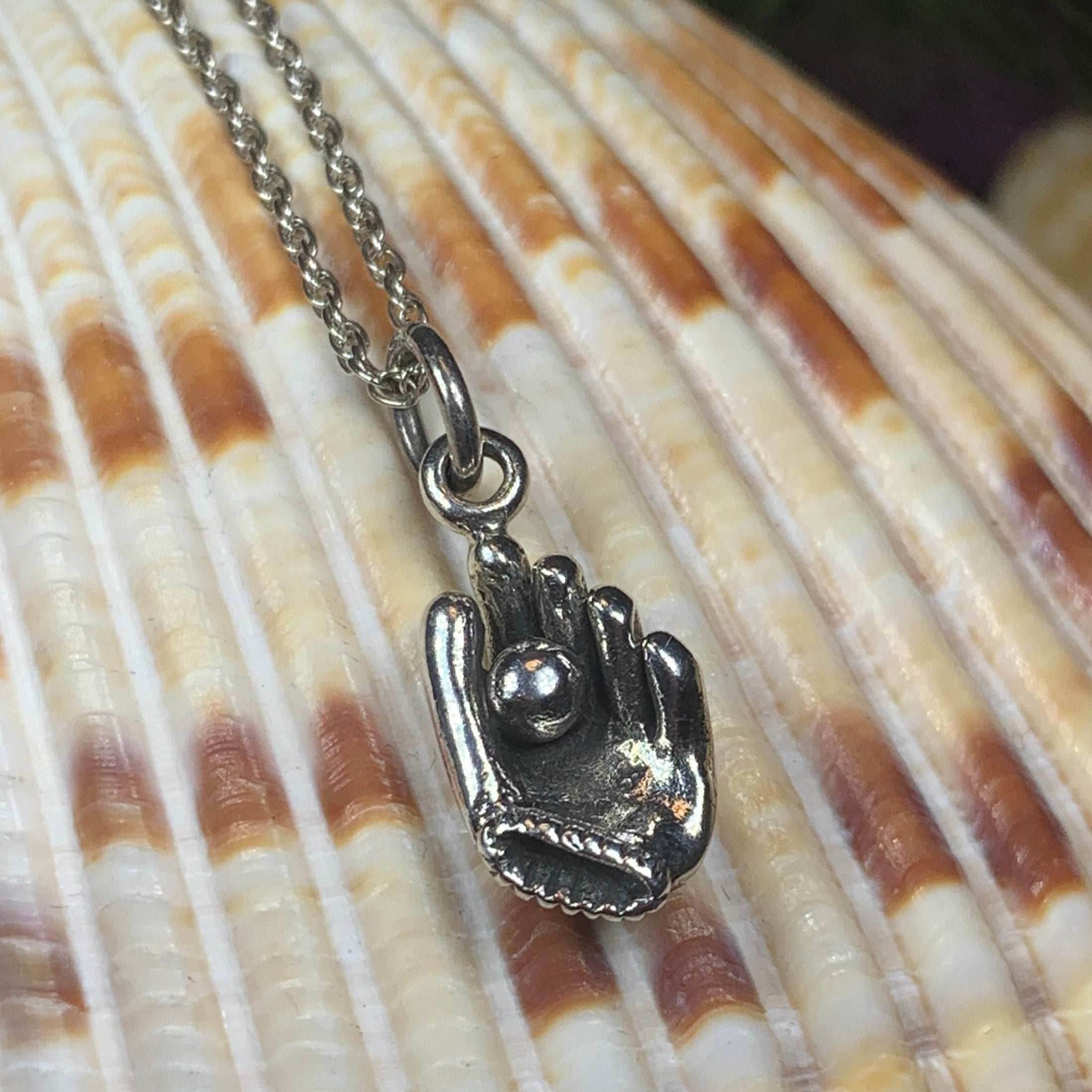 Baseball Mitt Necklace - 18