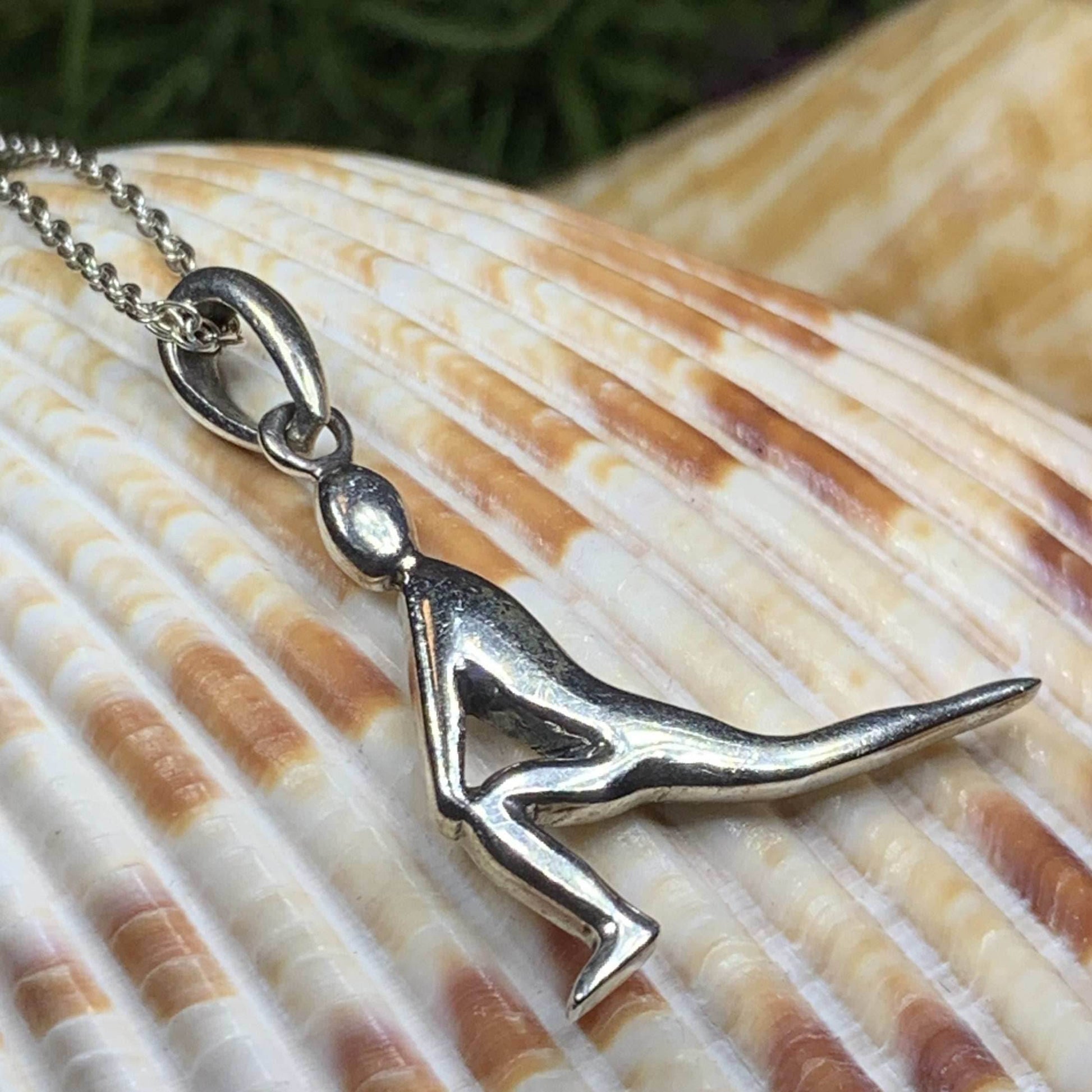 Serenity Yoga Pose Necklace - 18