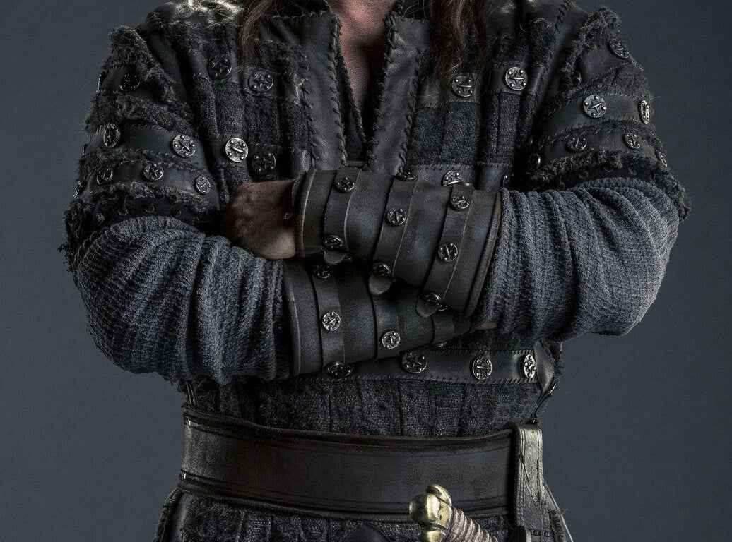 Uhtred larp leather bracers (Last Kingdom) - brown (as pictured) / For two hands