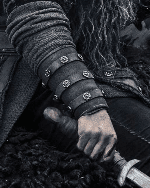 Uhtred larp leather bracers (Last Kingdom) - brown (as pictured) / For two hands