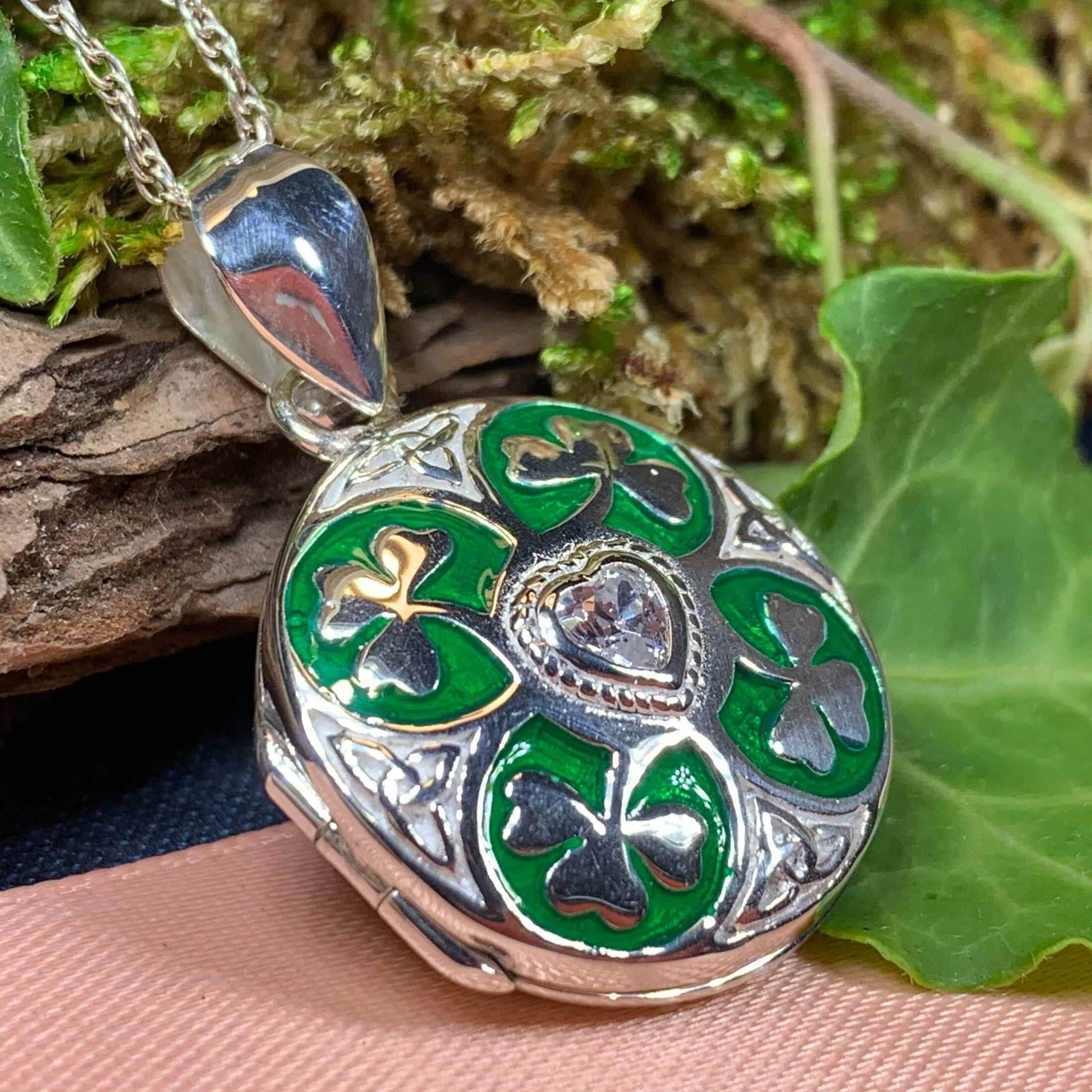 Shamrock Locket Necklace - 18
