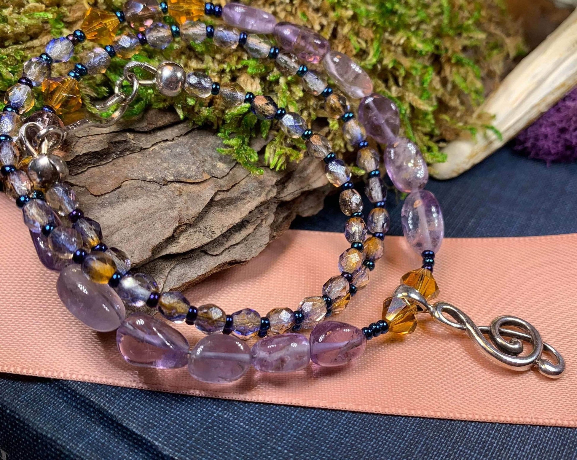 Ceol Music Note Necklace - Purple/Gold