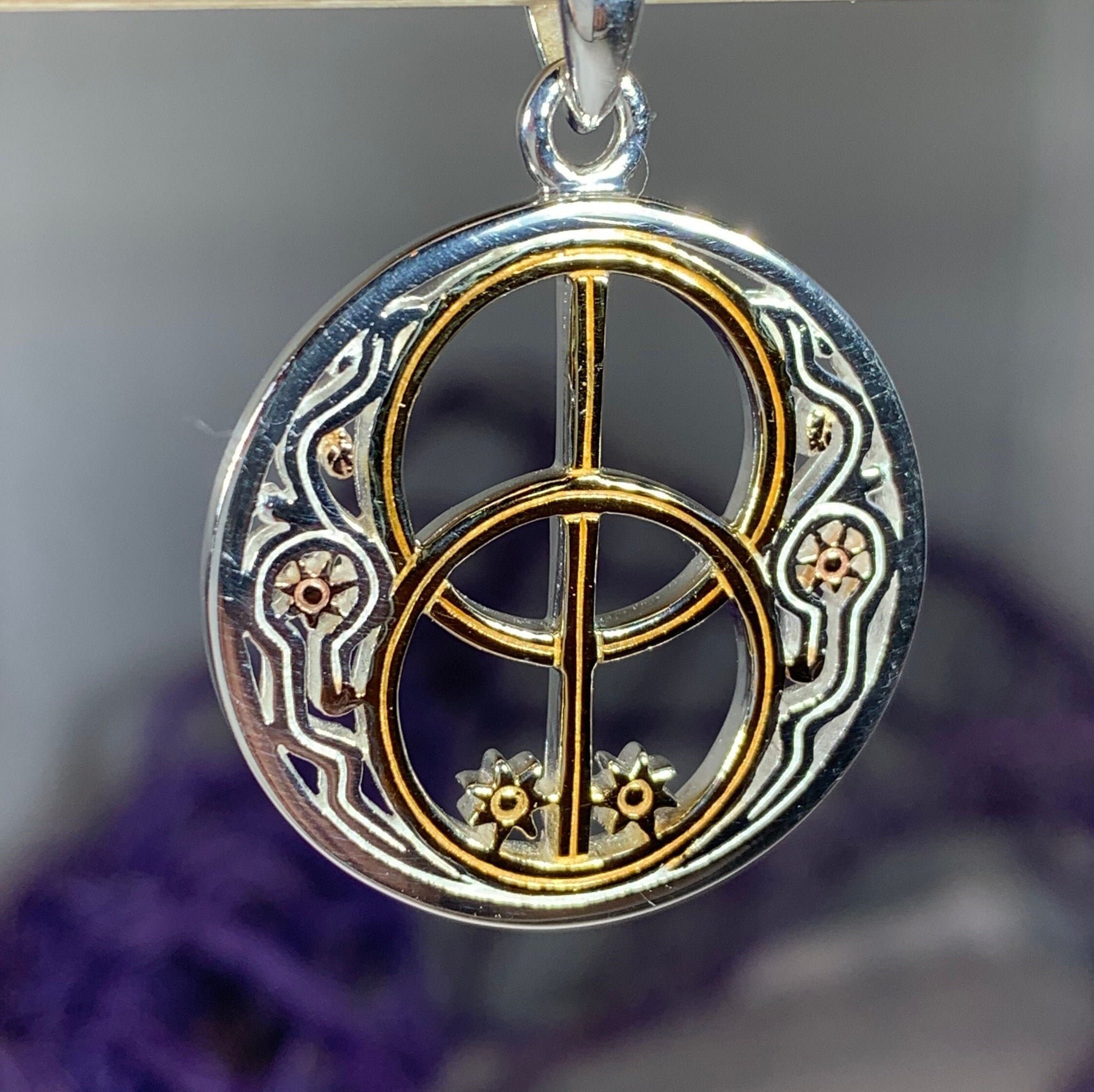 Reganne Chalice Well Necklace