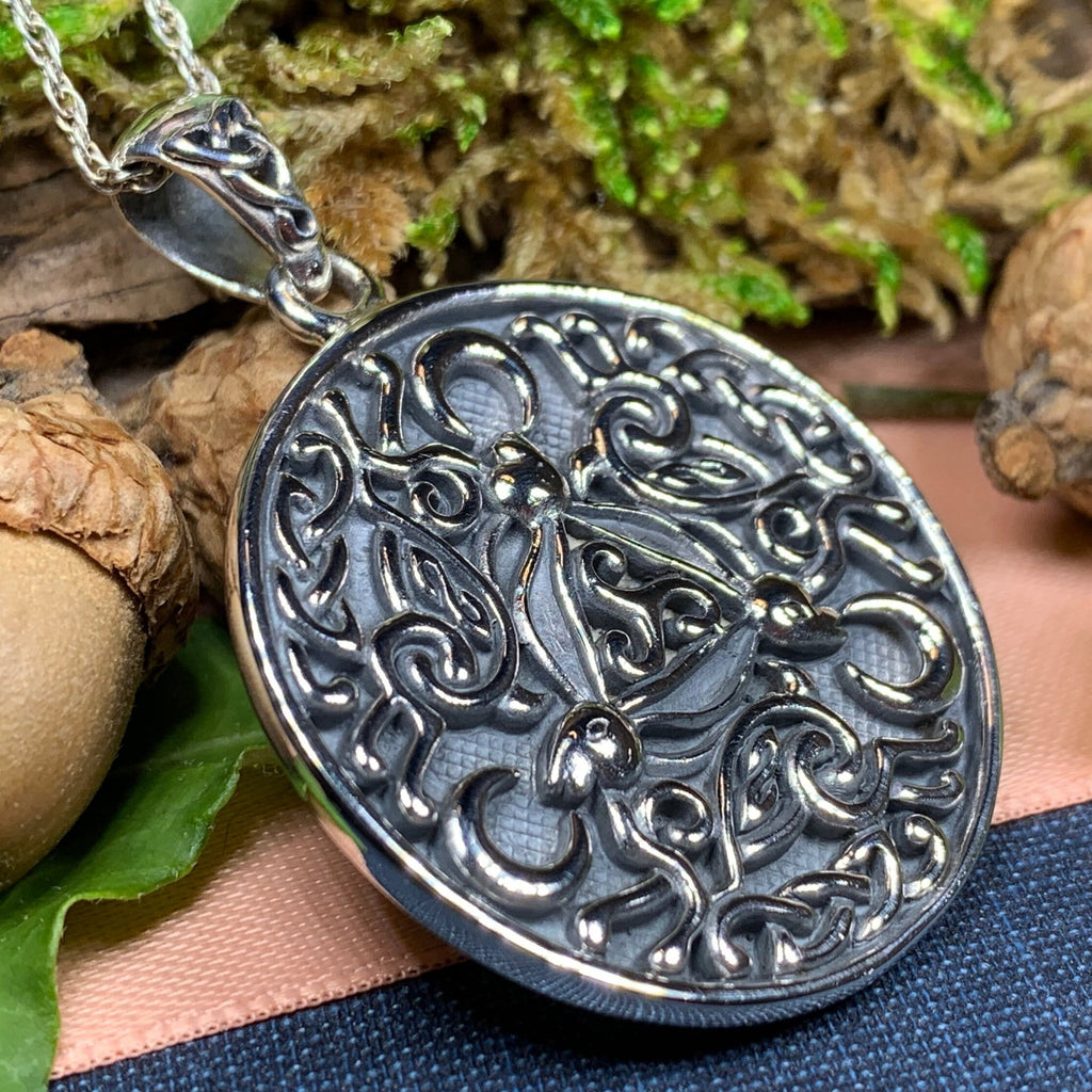 Calixa Triple Rabbit Necklace