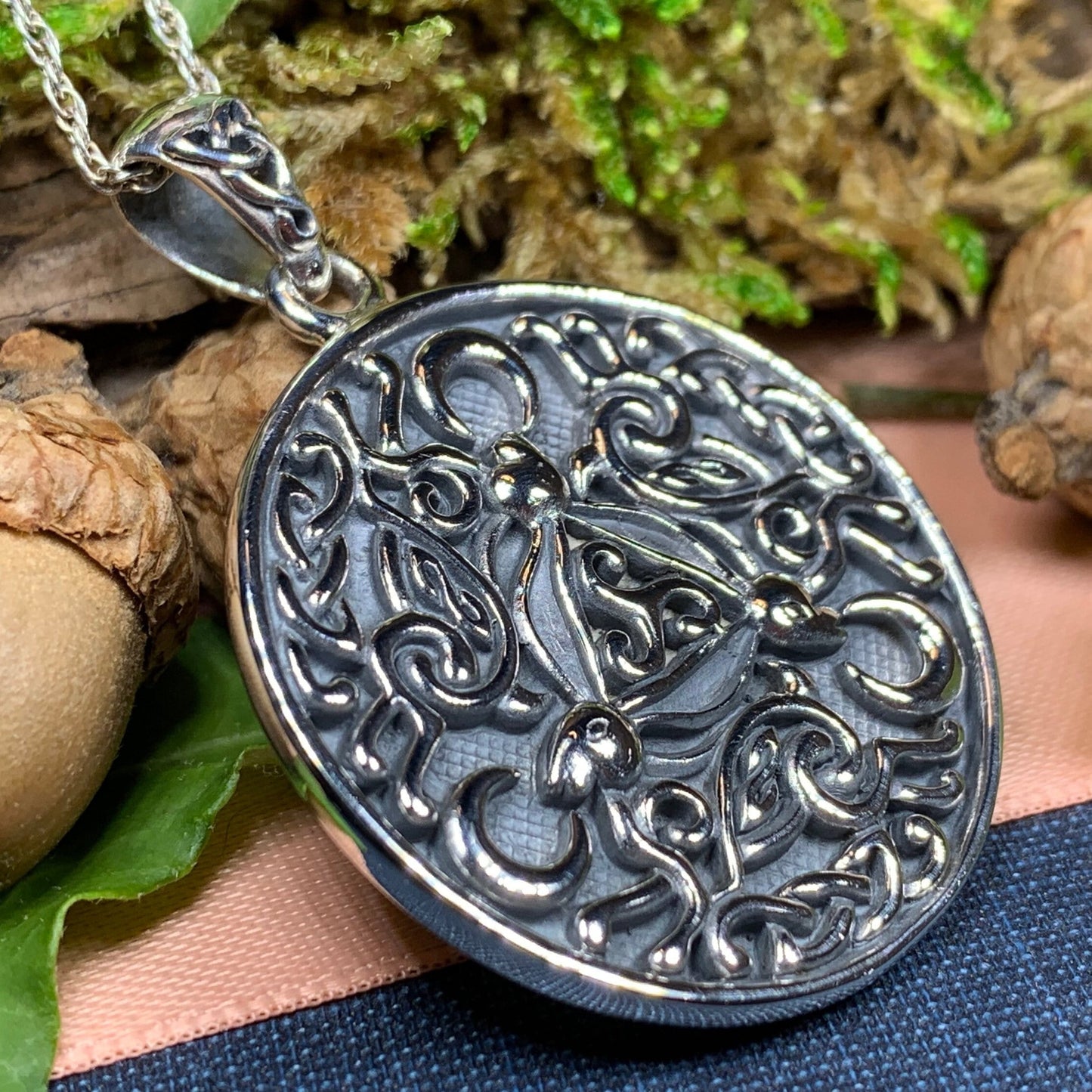 Calixa Triple Rabbit Necklace