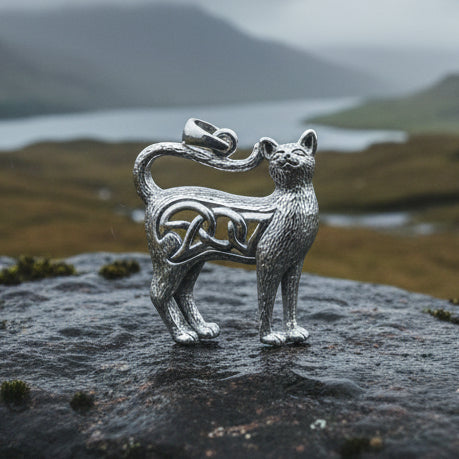 Eislyn Celtic Cat Necklace