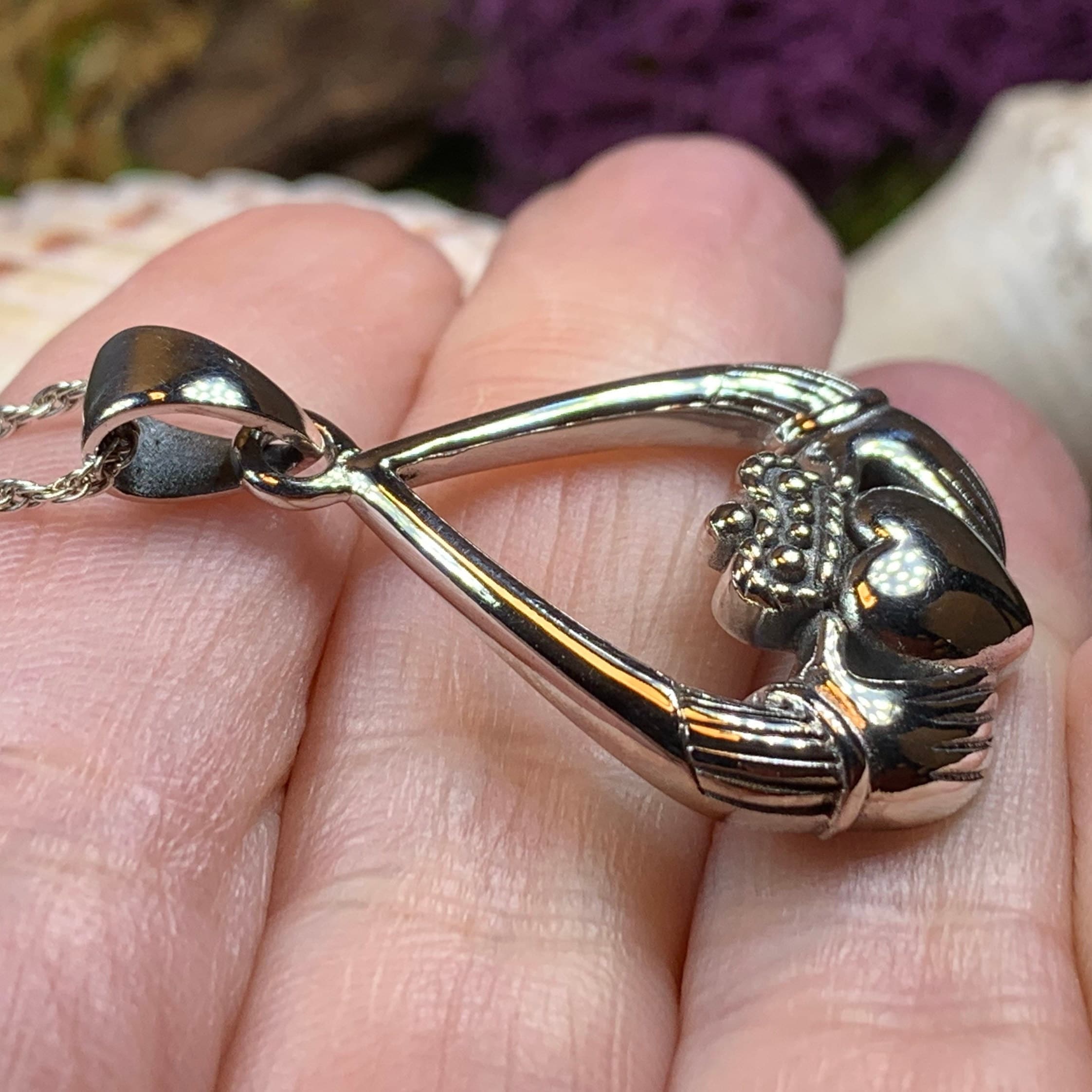 Leandra Claddagh Necklace