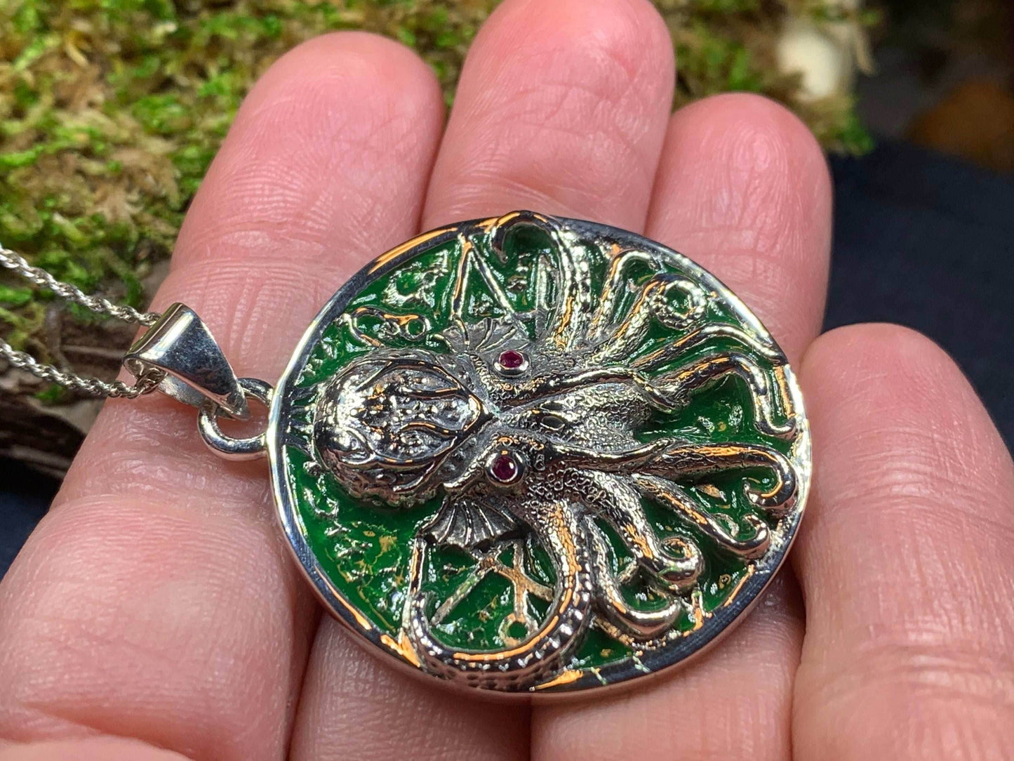 Fearsome Octopus Necklace - 18