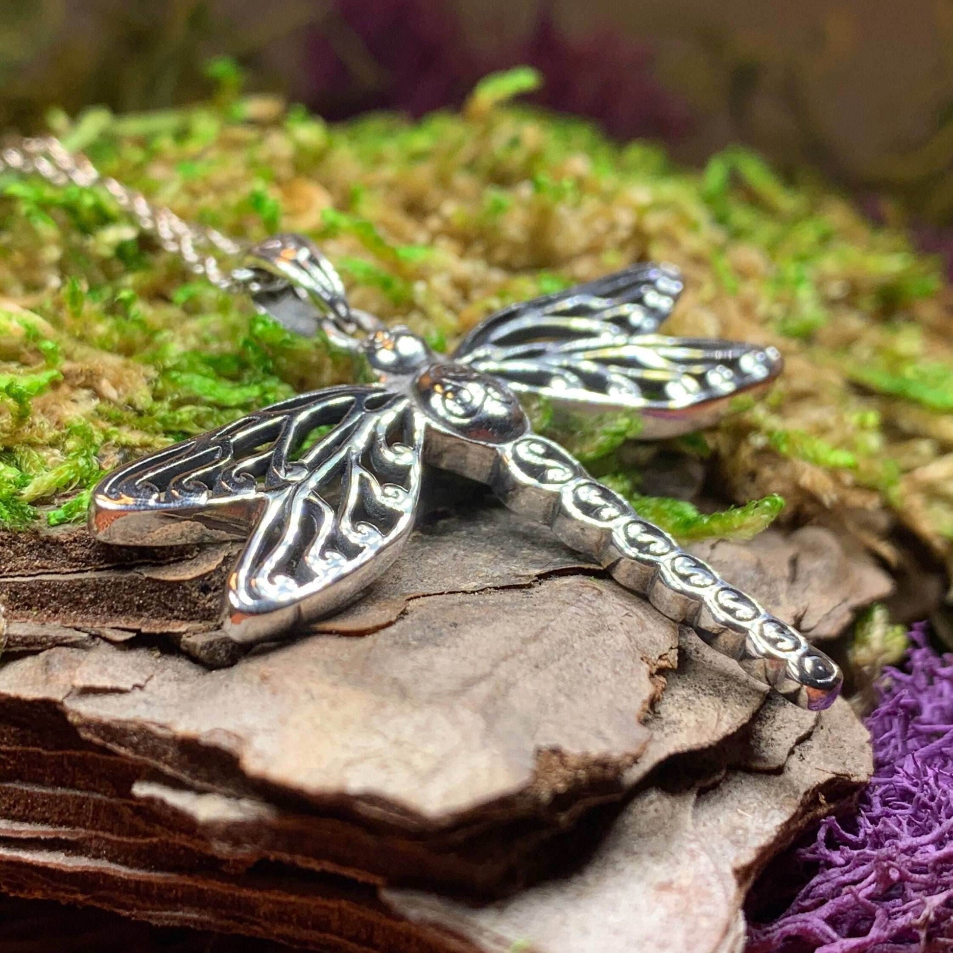 Triple Spiral Dragonfly Necklace - 18