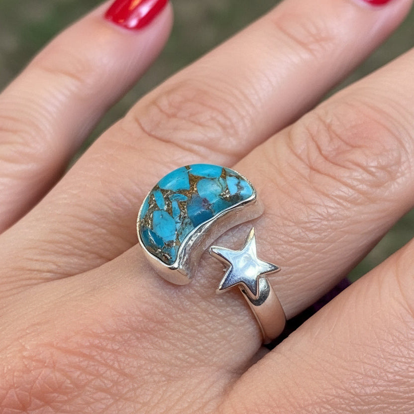 Moanne Crescent Moon Ring