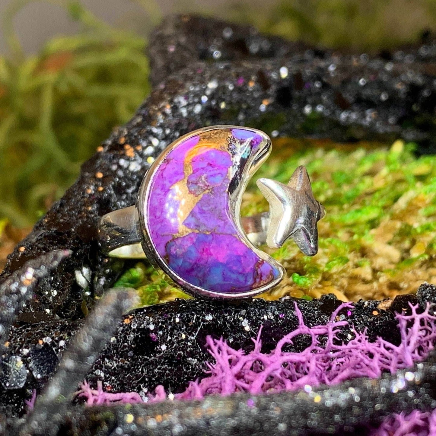 Moanne Crescent Moon Ring - Lapis lazuli / 9