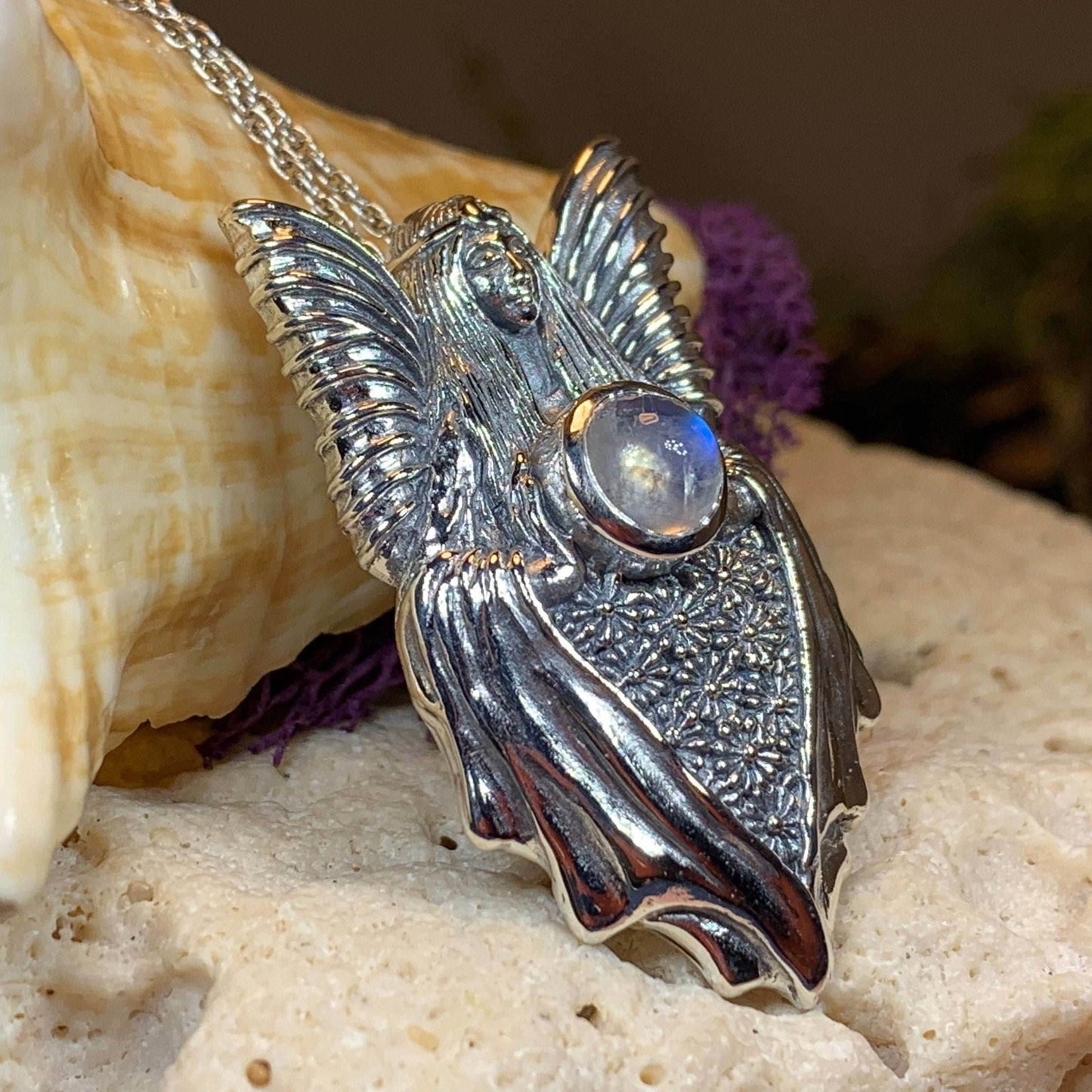 Titania Fairy Queen Necklace - 18 / Garnet