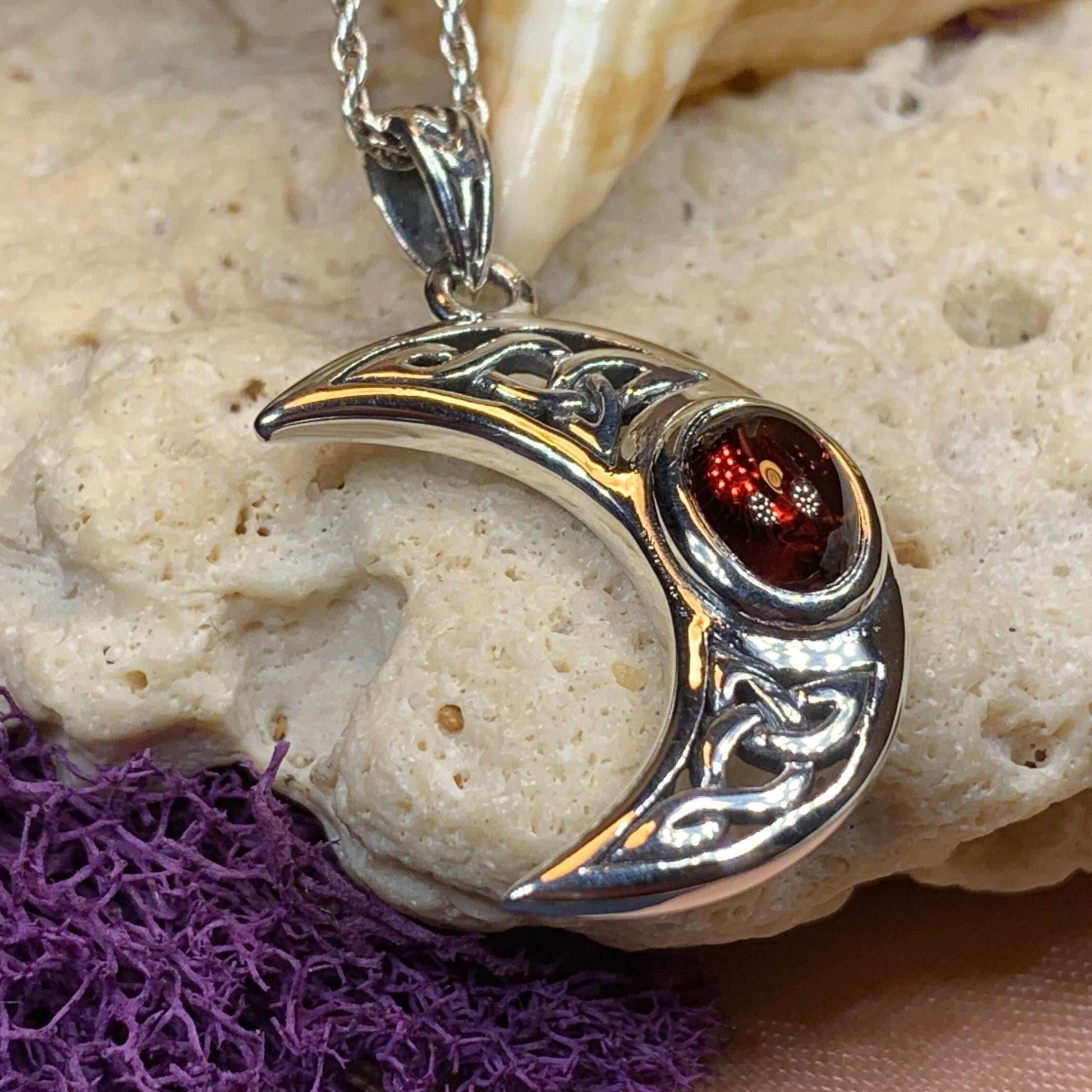Arlynn Celtic Moon Necklace - 18 / Garnet