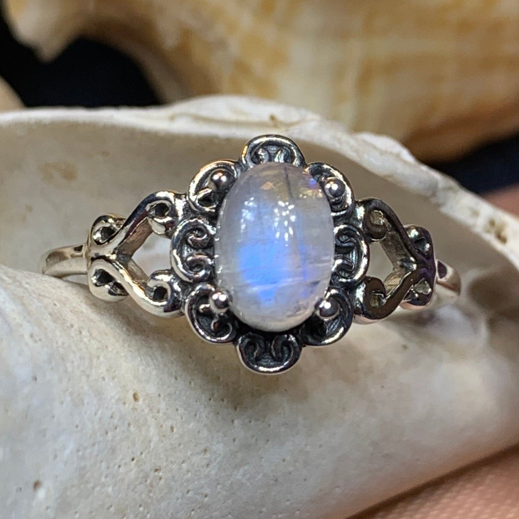 Dulciana Moonstone Ring