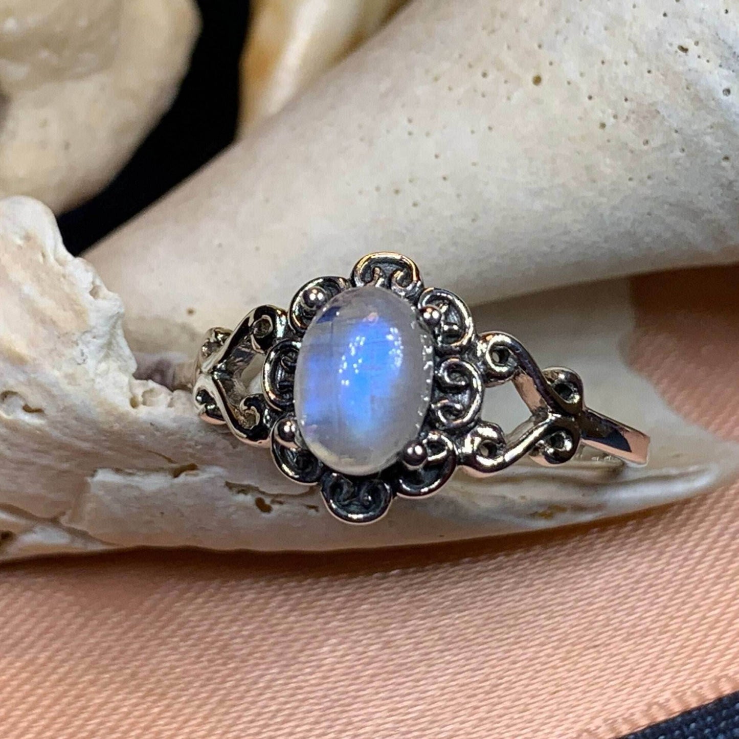 Dulciana Moonstone Ring - 5