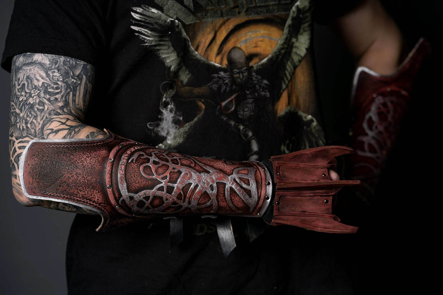 Kratos bracers with claws (God of War) - One left bracer