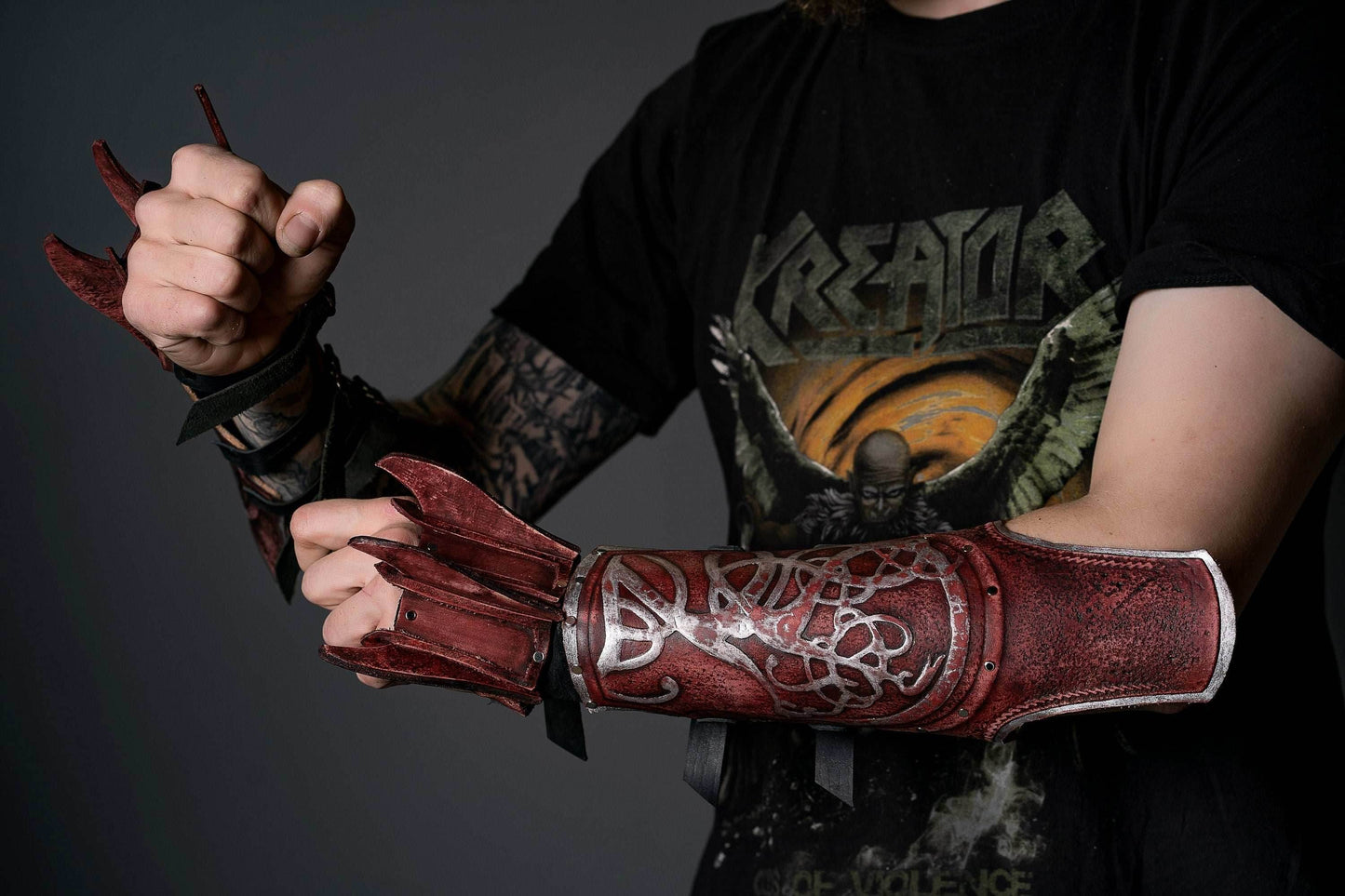 Kratos bracers with claws (God of War) - One left bracer
