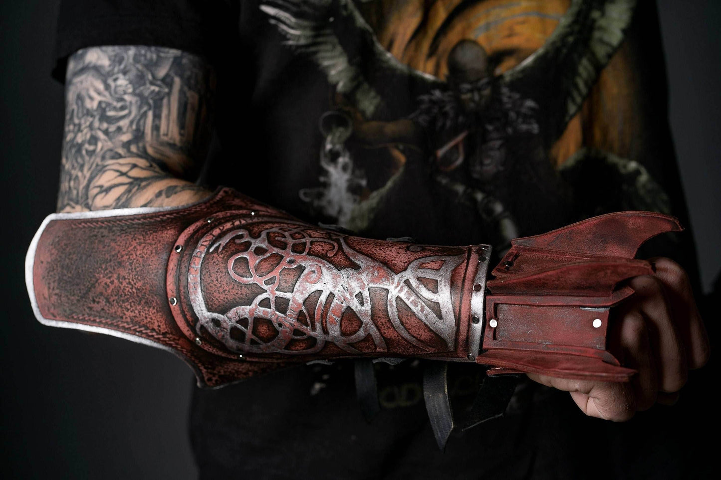Kratos bracers with claws (God of War) - One left bracer