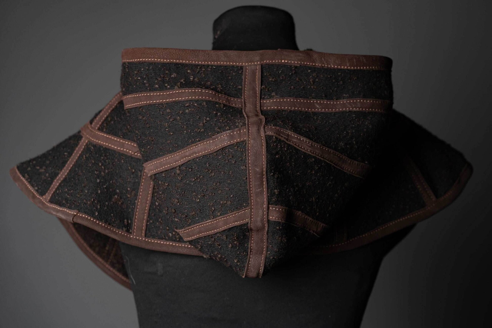 Jeff bridges hood with mantle (Seventh son) - S / Black