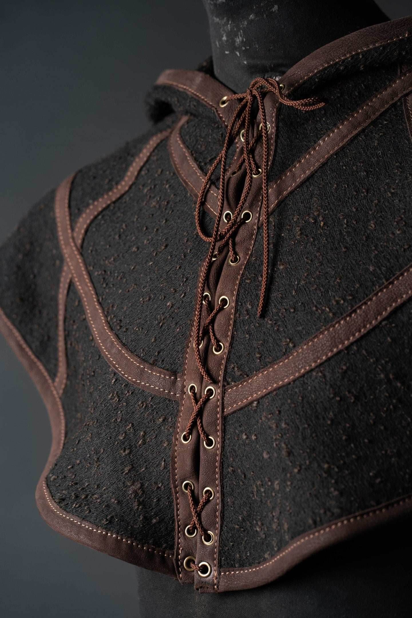 Jeff bridges hood with mantle (Seventh son) - S / Black