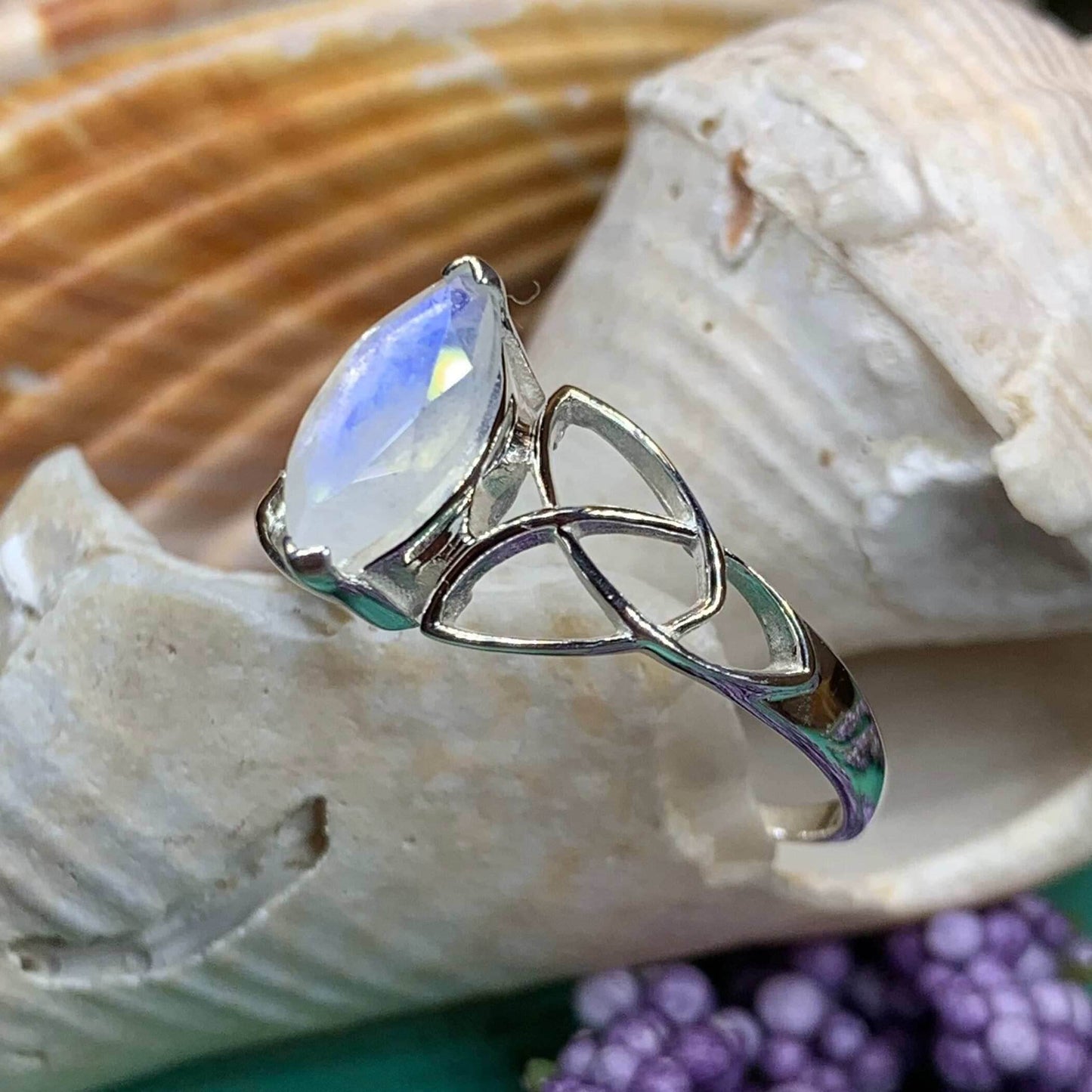 Esmeralda Celtic Knot Ring - 5