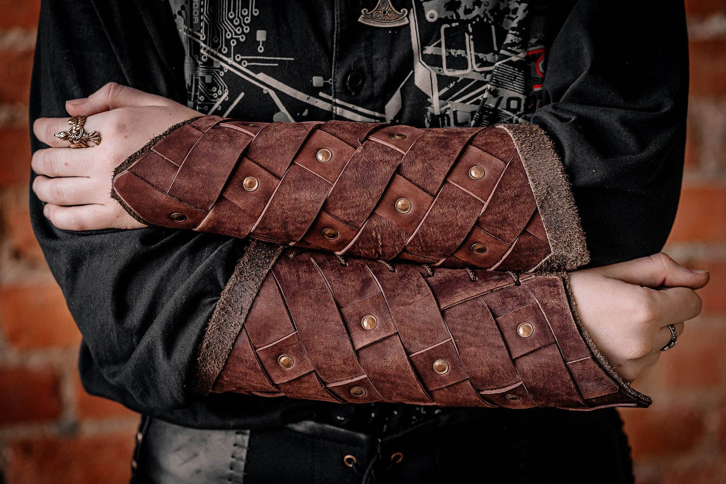 Medieval leather bracers for Larp - Brown (like foto) / For one hand