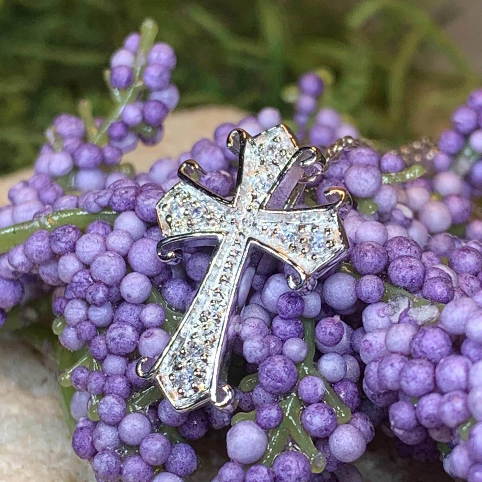 Devotion Celtic Cross Necklace - 18