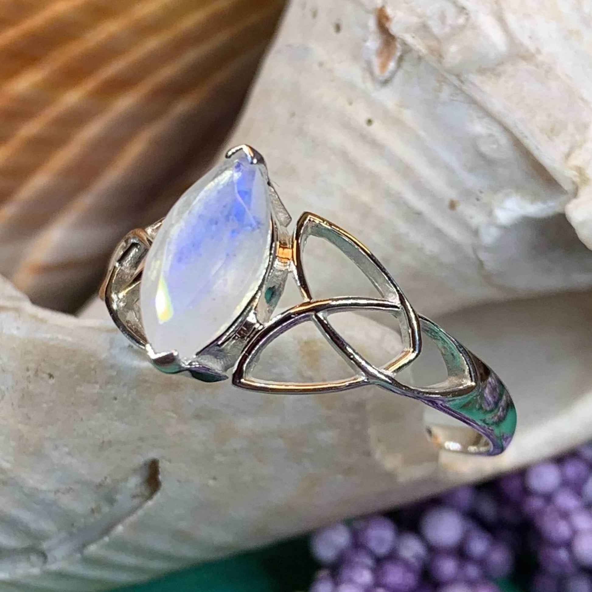 Esmeralda Celtic Knot Ring - 5