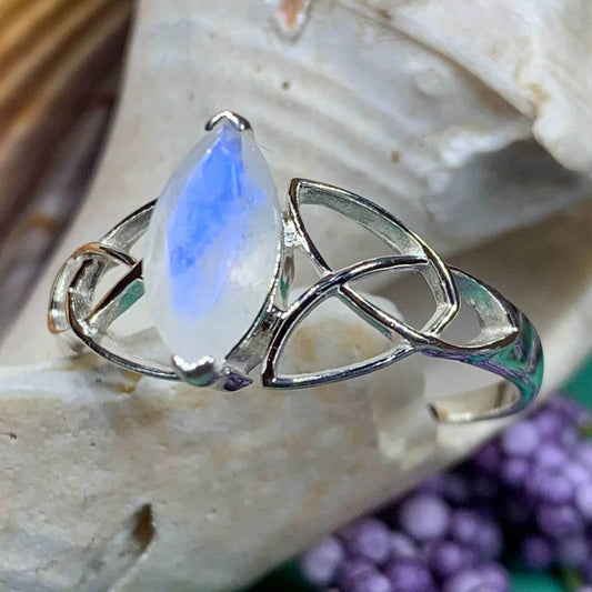 Esmeralda Celtic Knot Ring - 5