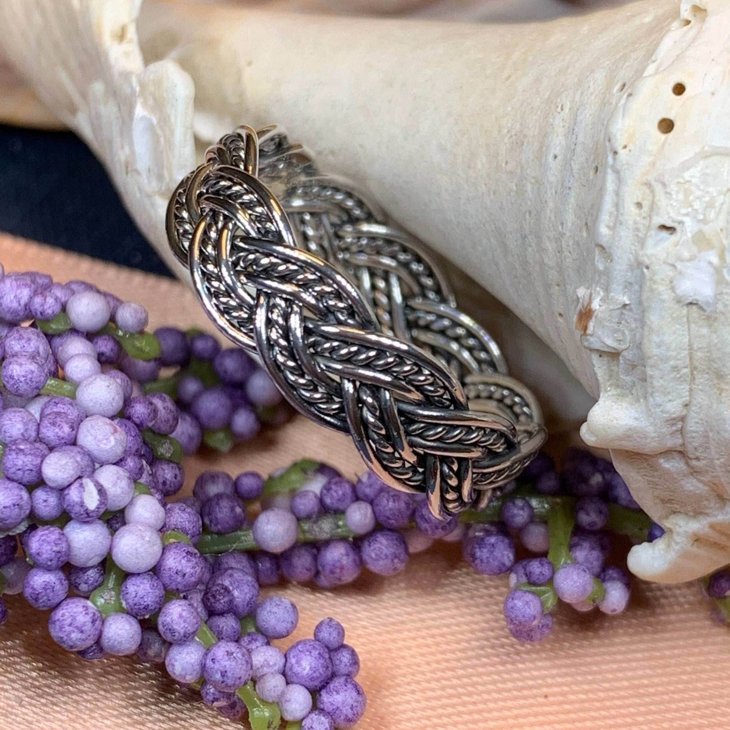 Isolde Celtic Knot Ring - 5