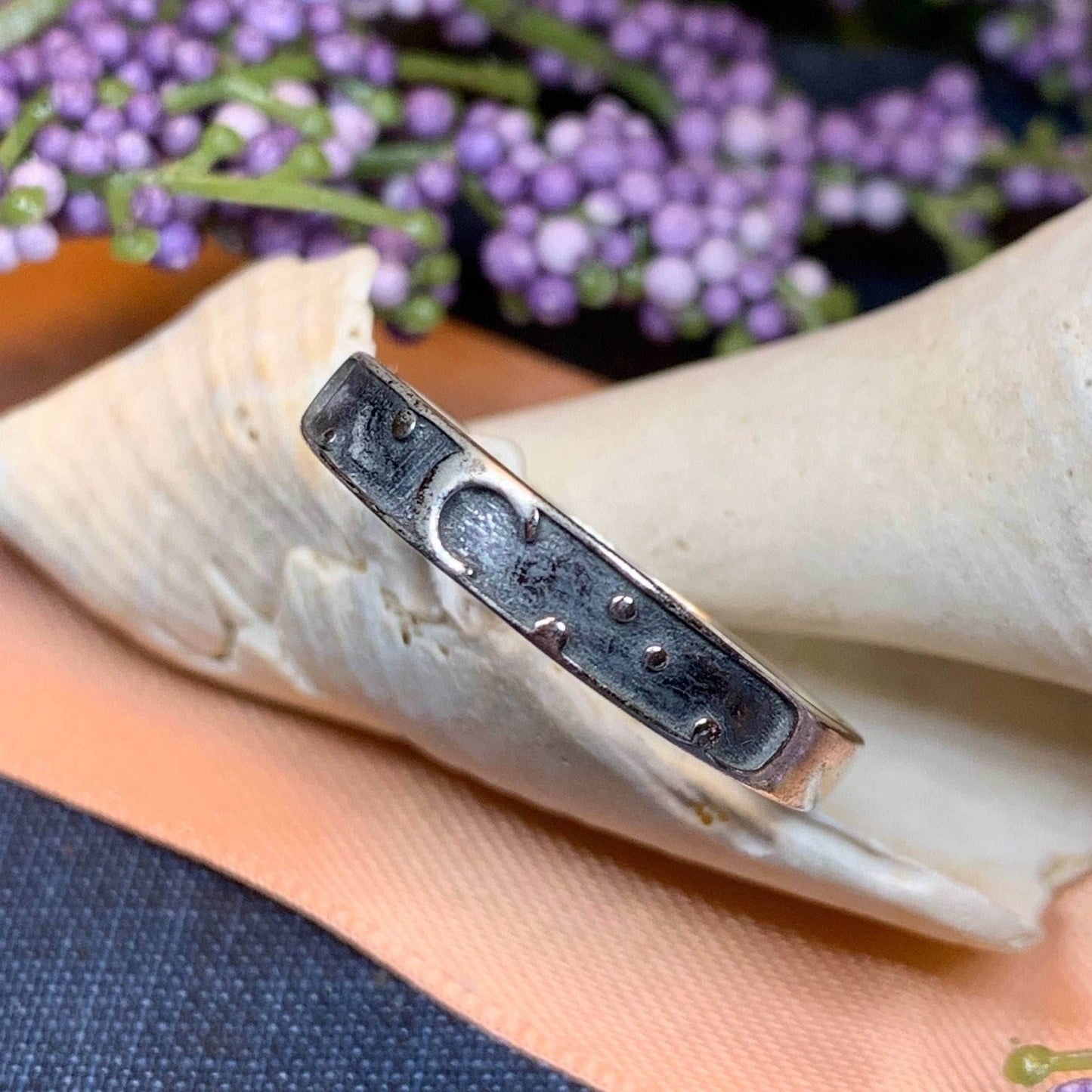 Minimalist Moon Ring - 5