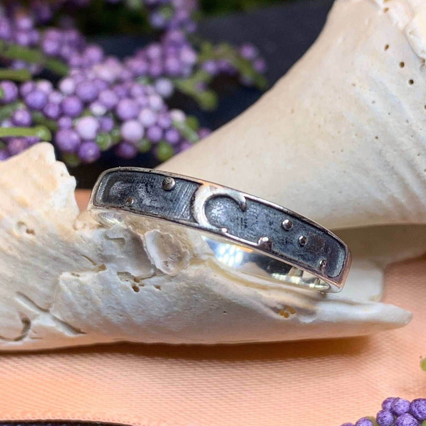 Minimalist Moon Ring - 5