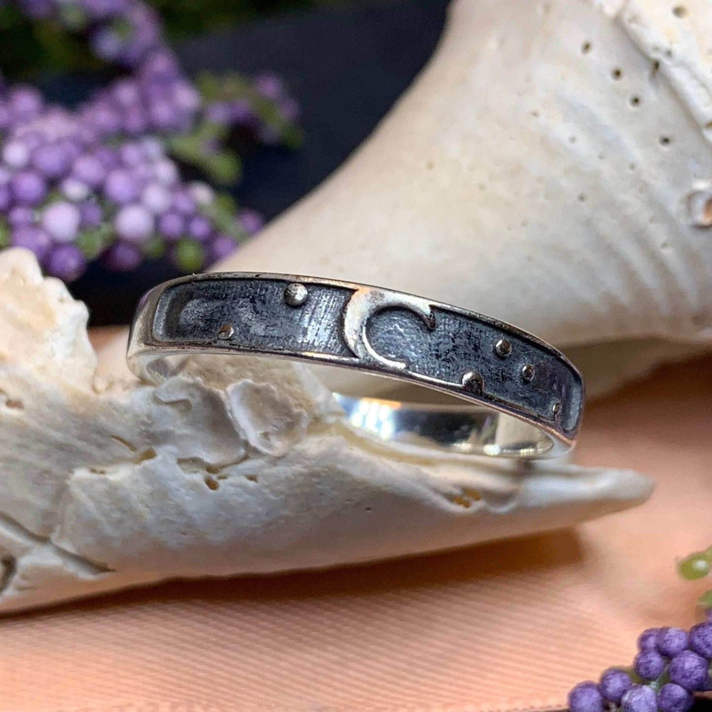 Minimalist Moon Ring - 5