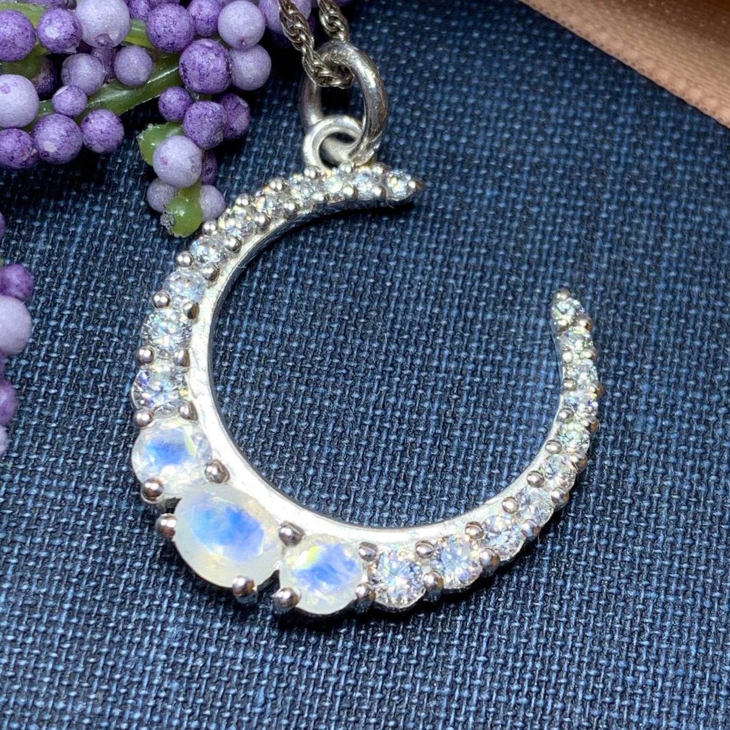 Moonstone Crescent Moon Necklace - 18